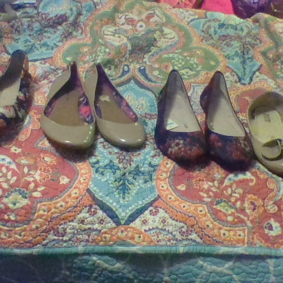 Spring time flats - Picture 2 of 2